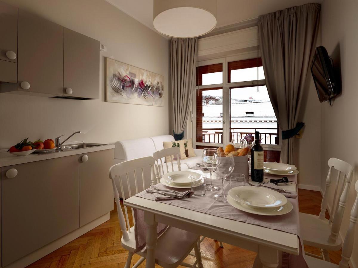 Bed and Breakfast Attico 195 à Salernes Extérieur photo